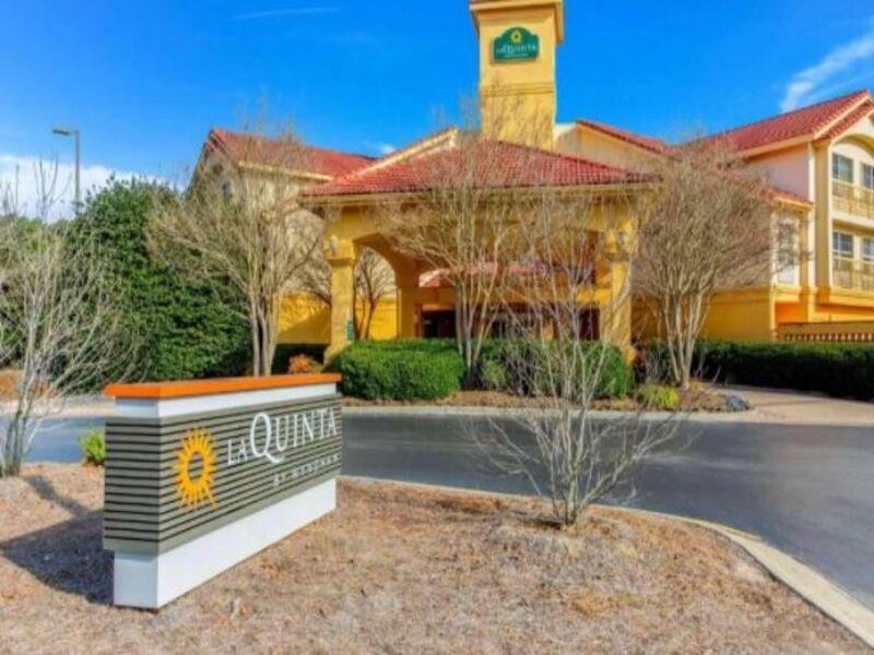 Quality Inn & Suites Raleigh Durham Airport Morrisville Exterior foto