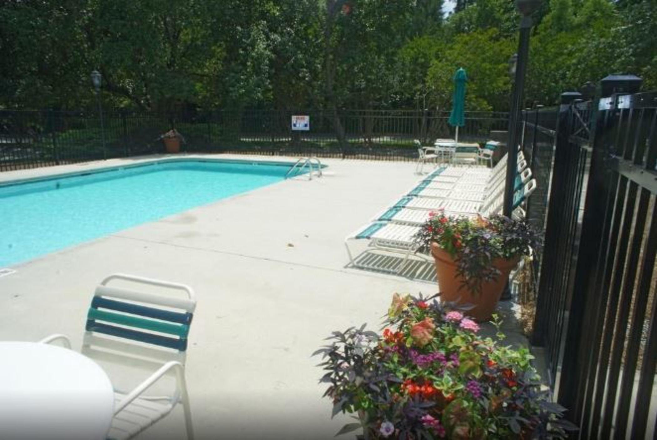 Quality Inn & Suites Raleigh Durham Airport Morrisville Exterior foto